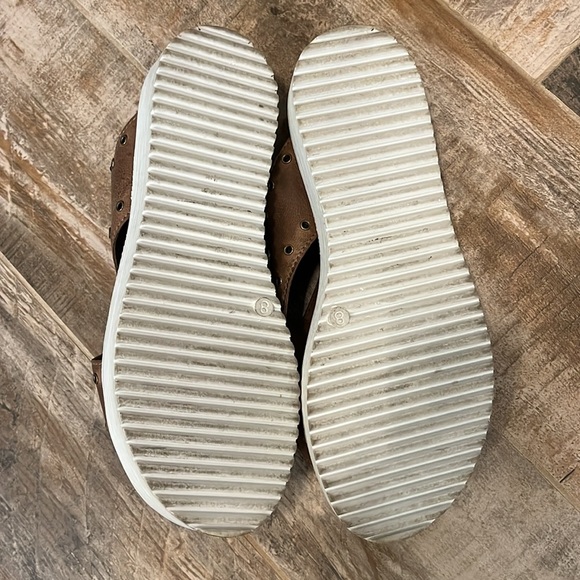 Roan sandals by Bedstu size 8 - Picture 4 of 5